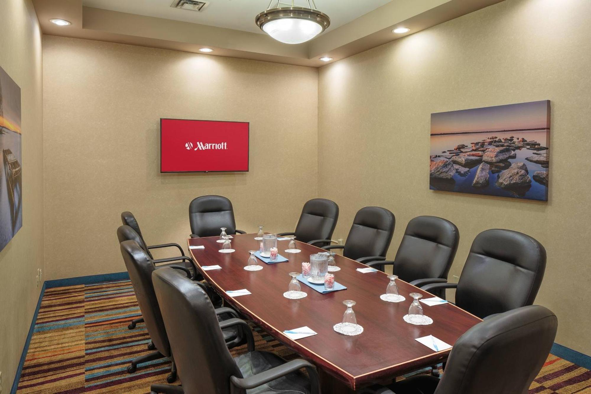 Fairfield Inn & Suites By Marriott Белвил Екстериор снимка