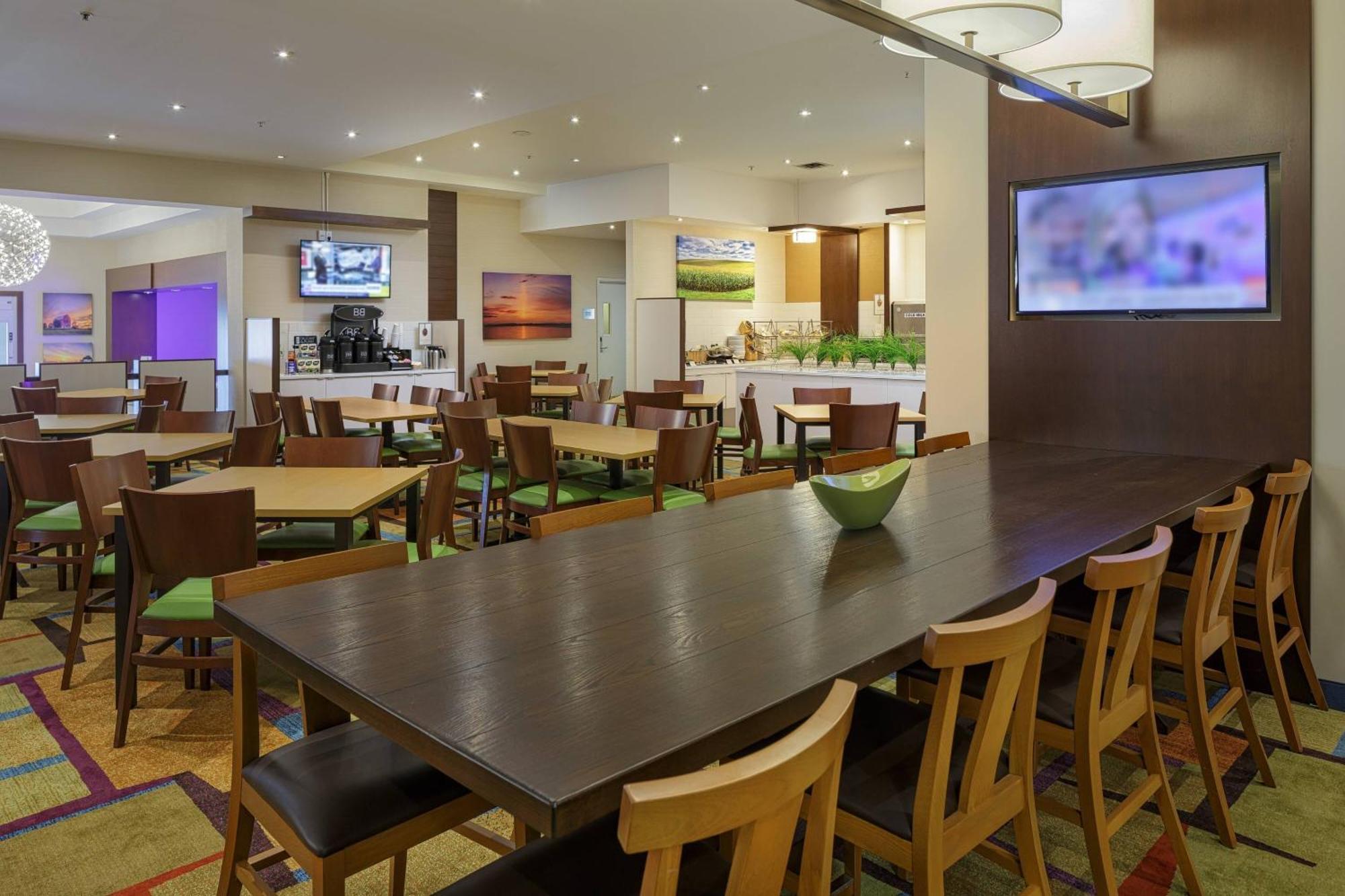 Fairfield Inn & Suites By Marriott Белвил Екстериор снимка